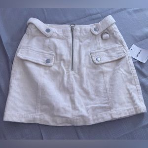 Forever 21 white mini skirt, Size L